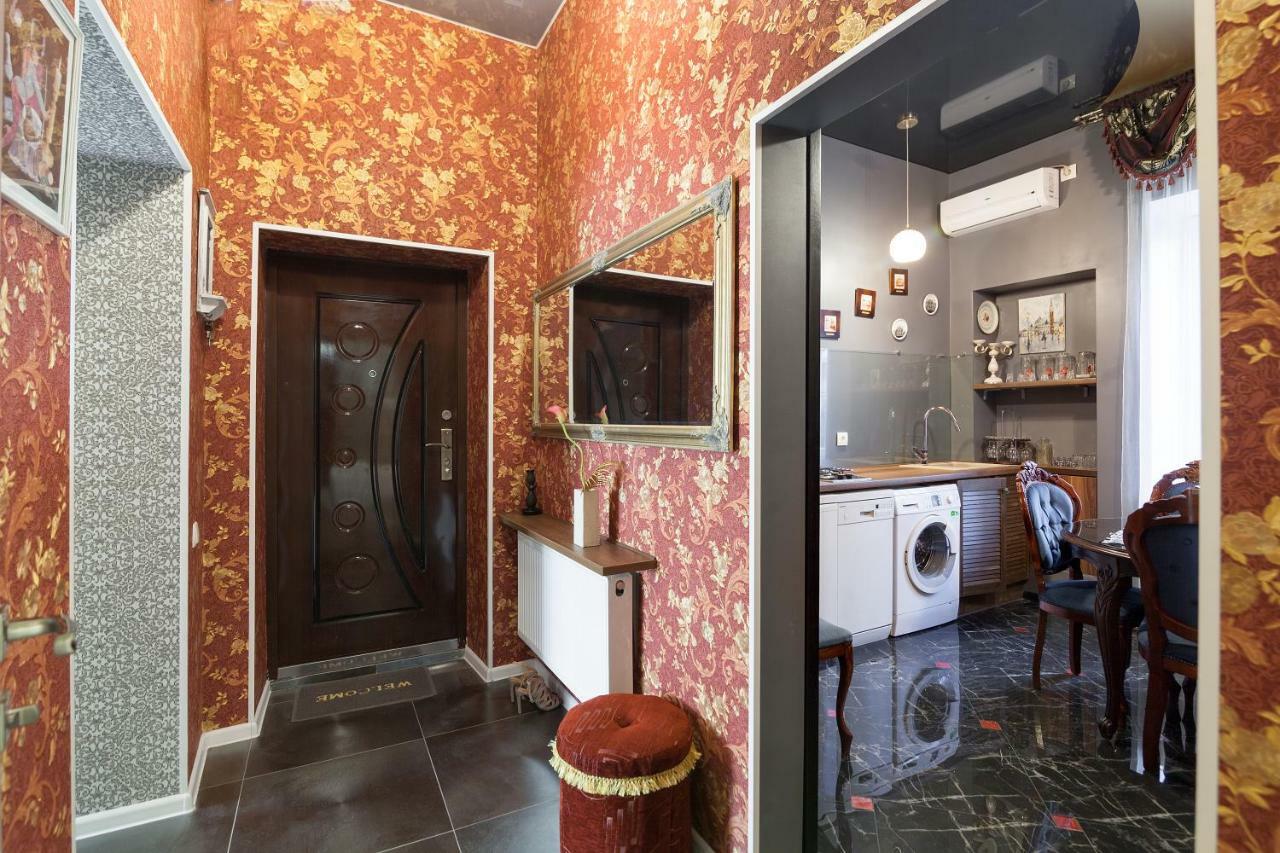 לבוב Delux Leopolli Apartments Near Shopping Mall Forum מראה חיצוני תמונה